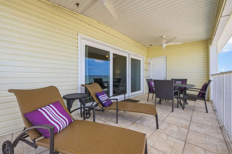 41-web-or-mls-2108 Beach Trail unit 202-49.jpg