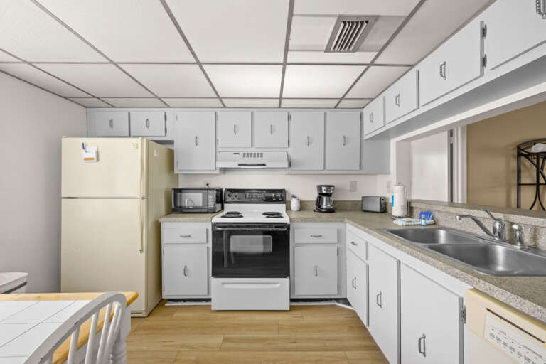 10-web-or-mls-5510 La Puerta Del Sol Blvd S #231-10.jpg