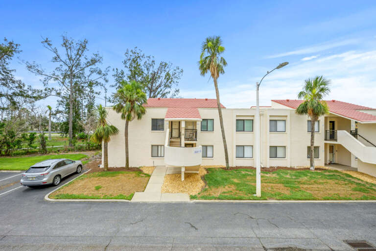 25-web-or-mls-5510 La Puerta Del Sol Blvd S #231-25.jpg