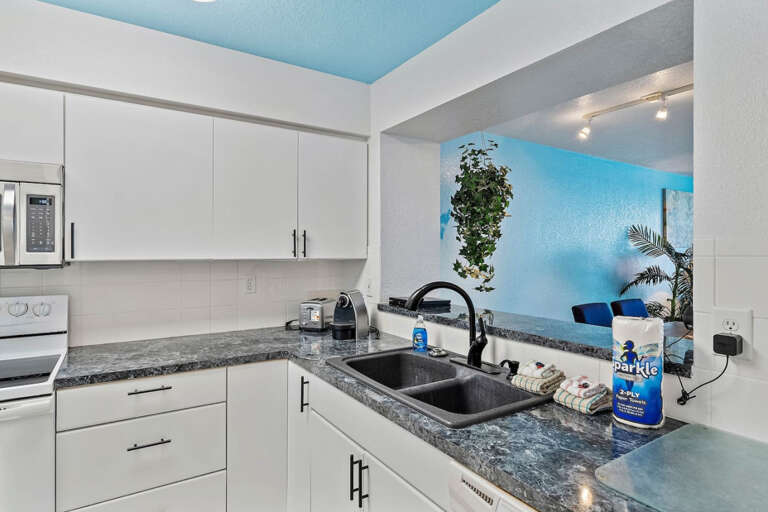 Kitchen 3