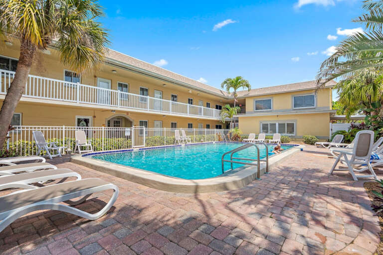 Interior and Exterior - 600 71st Ave #4, St Pete Beach, FL 33706, USA-18