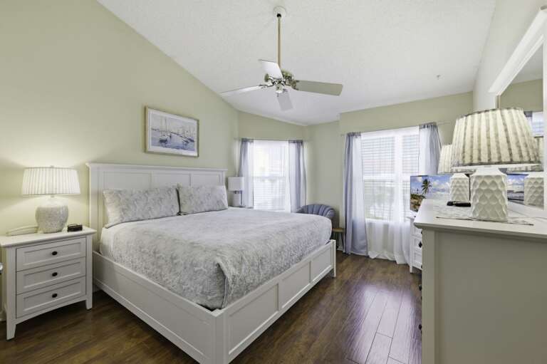 Master Bedroom.jpg