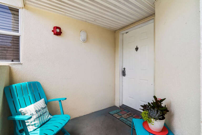 Entrance on 2nd Floor