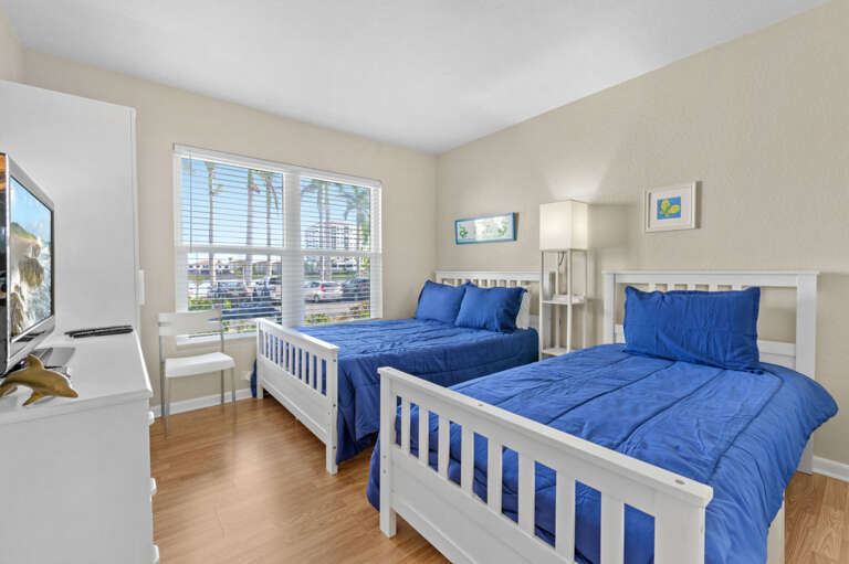 16-web-or-mls-6061 Bahia Del Mar Cir Apt 143-26.jpg