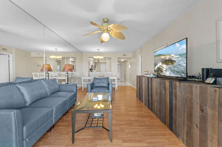 4-web-or-mls-6061 Bahia Del Mar Cir Apt 143-15.jpg 4-web-or-mls-6061 Bahia Del Mar Cir Apt 143-15.jpg