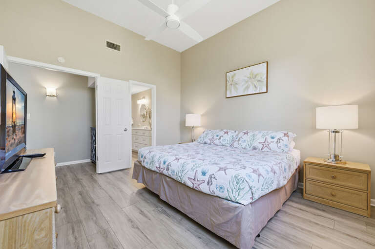 14-web-or-mls-6073 Bahia Del Mar Cir #229-12.jpg