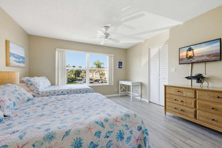 18-web-or-mls-6073 Bahia Del Mar Cir #229-14.jpg