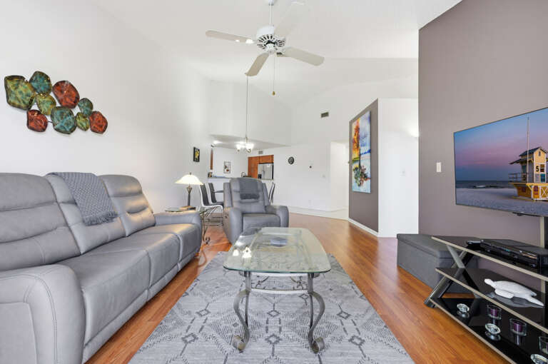 5-web-or-mls-6077 Bahia Del Mar Blvd S #223-6.jpg