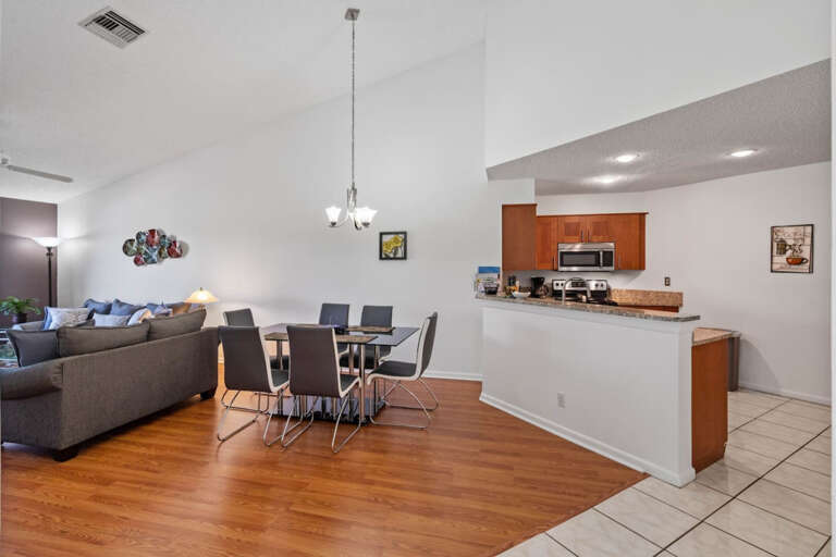 Exterior and Interior Photos 6077 Bahia Del Mar Blvd S #223 (10 of 25)