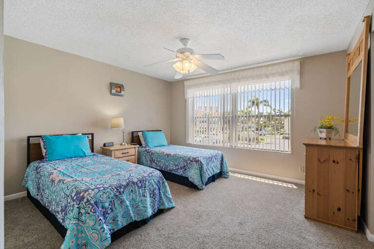 Exterior and Interior Photos 6077 Bahia Del Mar Blvd S #223 (7 of 25)