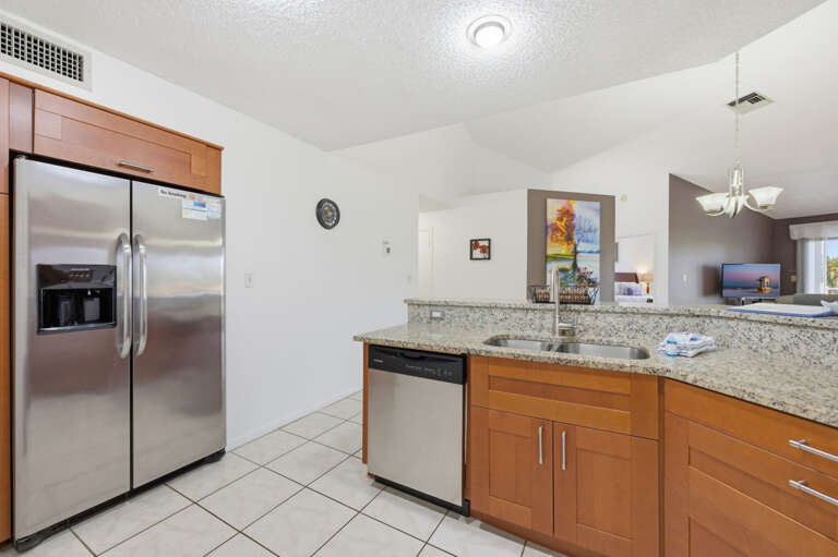 14-web-or-mls-6077 Bahia Del Mar Blvd S #223-9.jpg