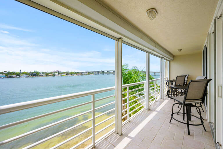 1-web-or-mls-6083 Bahia Del Mar Cir #562-1.jpg