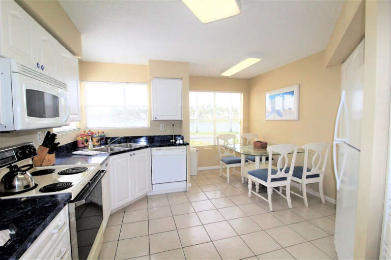 Kitchen and Breakfast Nook