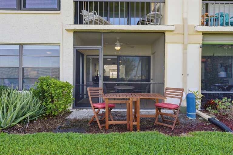 33-web-or-mls-6177 Sun Blvd #103-29.jpg