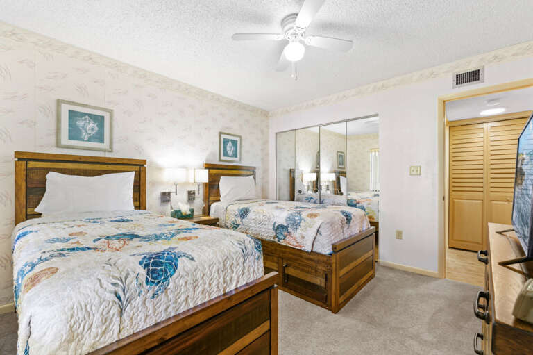 24-web-or-mls-7466 Bayshore Dr #305-44.jpg 24-web-or-mls-7466 Bayshore Dr #305-44.jpg