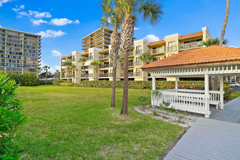 22_7564_Bayshore_Dr_401_Treasure_Island_3370622_mls 22_7564_Bayshore_Dr_401_Treasure_Island_3370622_mls