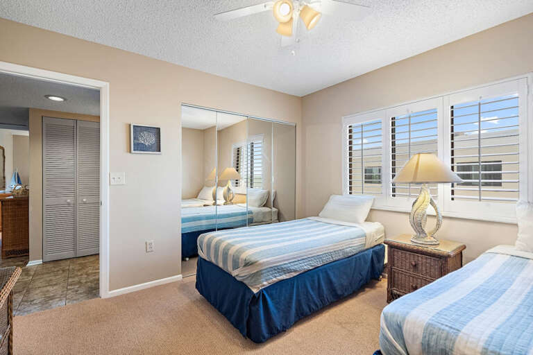 Guest Bedroom Guest Bedroom
