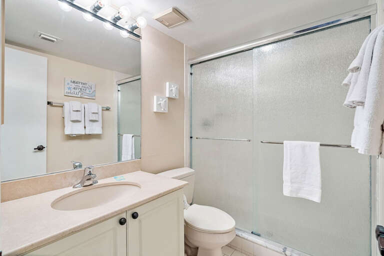 Guest Bathroom Guest Bathroom