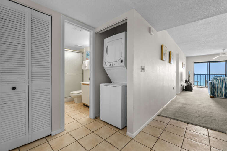 27-web-or-mls-7564 Bayshore Dr #404-19.jpg 27-web-or-mls-7564 Bayshore Dr #404-19.jpg