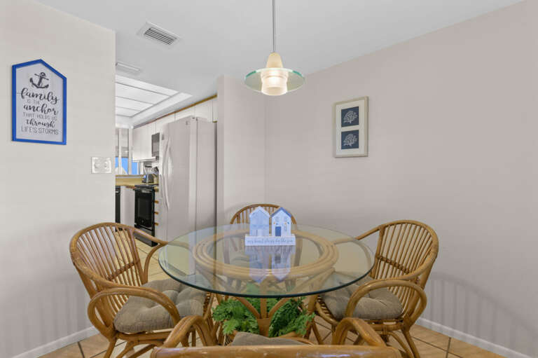 13-web-or-mls-7564 Bayshore Dr #404-13.jpg 13-web-or-mls-7564 Bayshore Dr #404-13.jpg
