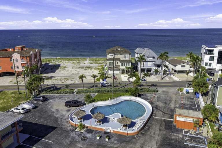 20-web-or-mls-8565 W Gulf Blvd #28S-19-1.jpg
