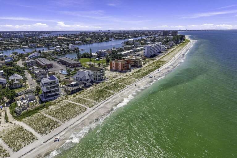 25-web-or-mls-8565 W Gulf Blvd #28S-11.jpg