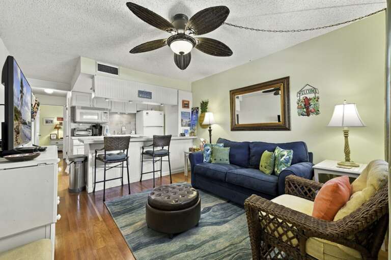 3-web-or-mls-8565 W Gulf Blvd #28S-14.jpg