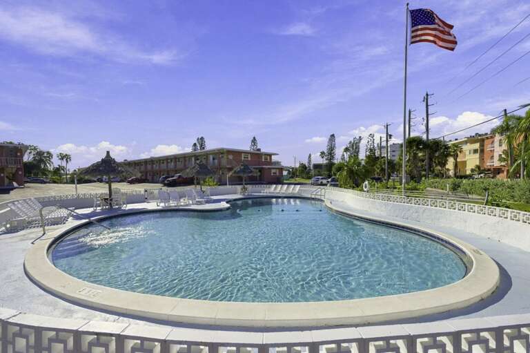 17-web-or-mls-8565 W Gulf Blvd #28S-1.jpg
