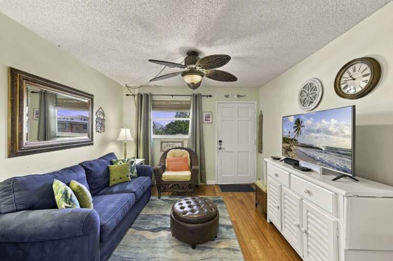 5-web-or-mls-8565 W Gulf Blvd #28S-16.jpg