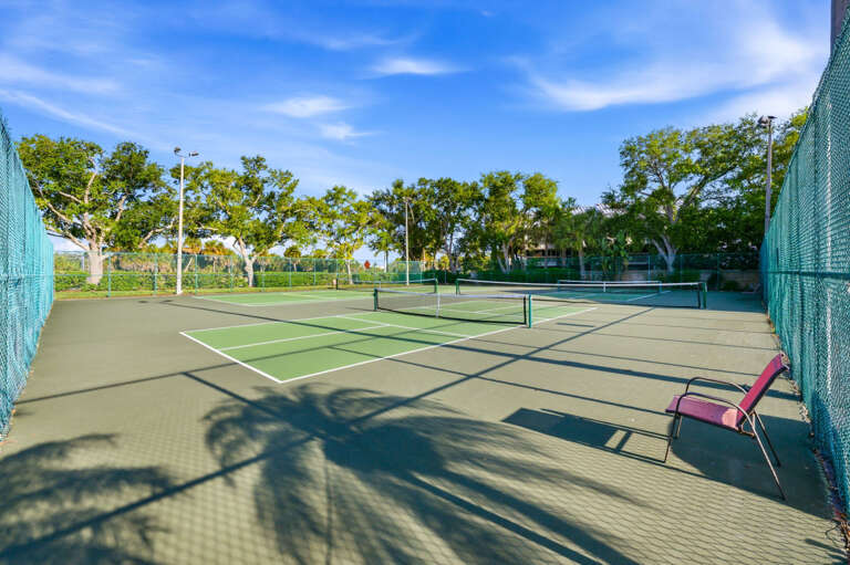 20-web-or-mls-1515 Pinellas Bayway S #F65 - Exterior-2.jpg