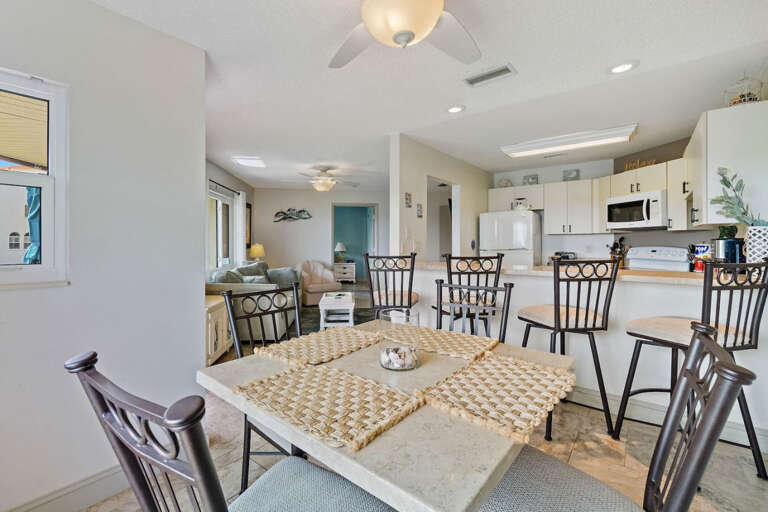 10-Exterior and Interior Photos 1515 Pinellas Bayway S A12 (10 of 25)