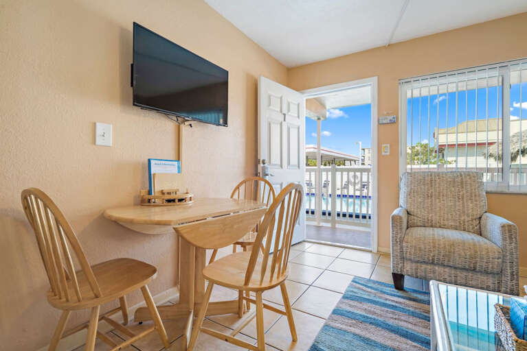 14251 Gulf Blvd #7, Madeira Beach, FL 33708, USA-11 14251 Gulf Blvd #7, Madeira Beach, FL 33708, USA-11