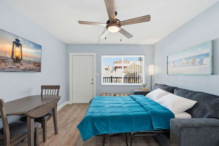 45-web-or-mls-14251 Gulf Blvd #7-7.jpg