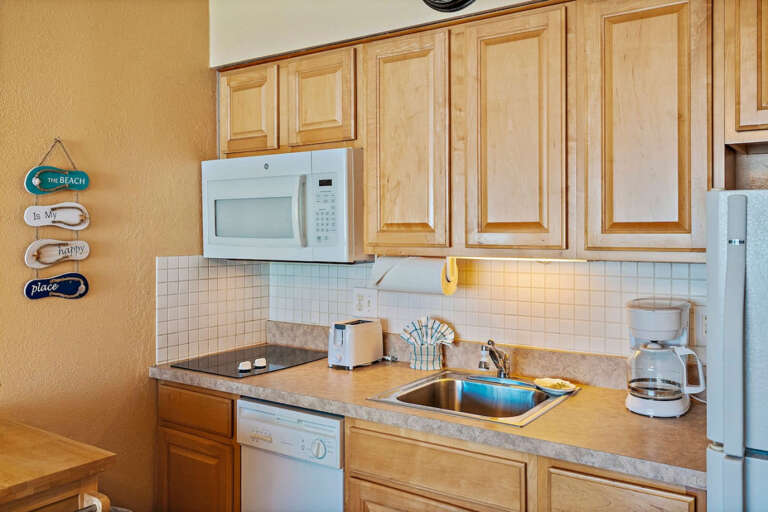 14251 Gulf Blvd #7, Madeira Beach, FL 33708, USA-9 14251 Gulf Blvd #7, Madeira Beach, FL 33708, USA-9