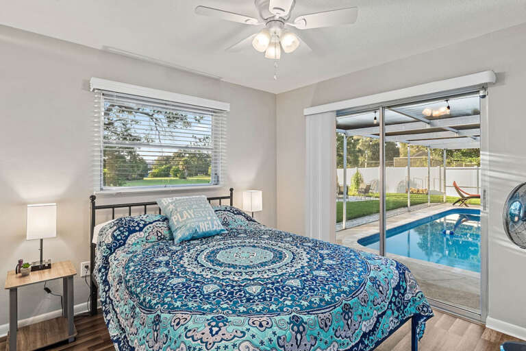 Bed #4 of 4 features a luxurious queen mattress + sliding door to the pool. Bed #4 of 4 features a luxurious queen mattress + sliding door to the pool.