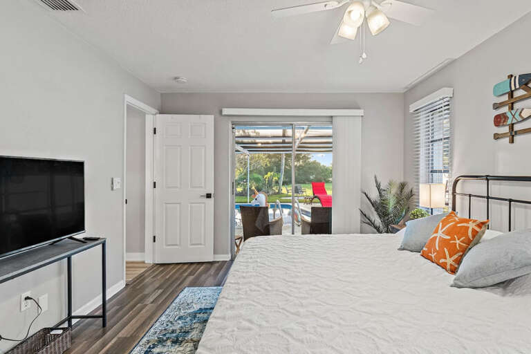 Master suite with sliding door to the pool Master suite with sliding door to the pool