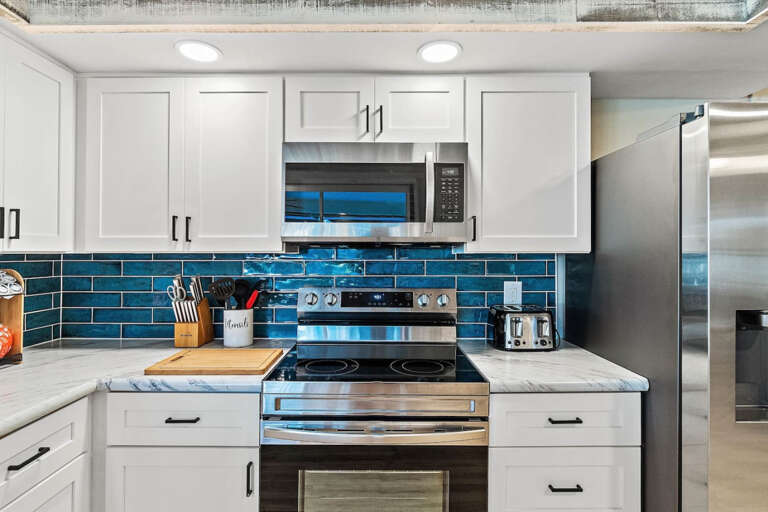 Enjoy preparing meals with brand-new appliances or grill outside. Enjoy preparing meals with brand-new appliances or grill outside.