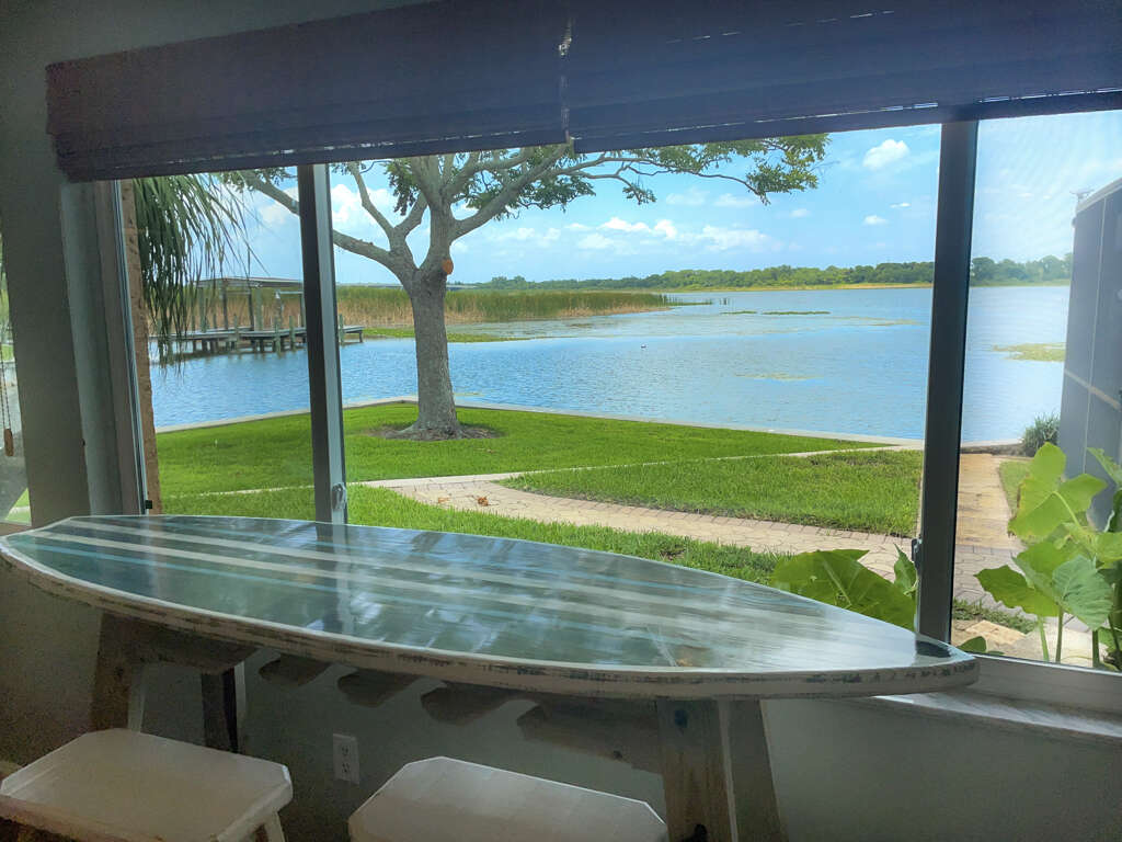 Seminole Lake House 3 Bedroom Short Term Rental in Seminole FL (168015