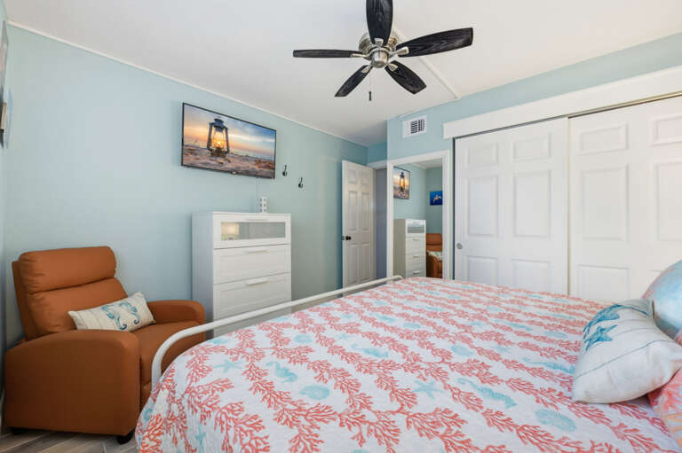 13-web-or-mls-14251 Gulf Blvd #1-6-1.jpg