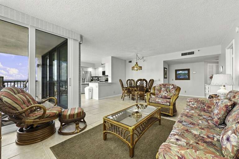 4-web-or-mls-6287 Bahia Del Mar Cir #406-14.jpg