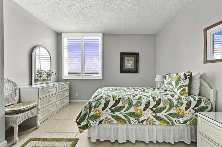 30-web-or-mls-6287 Bahia Del Mar Cir #406-33.jpg