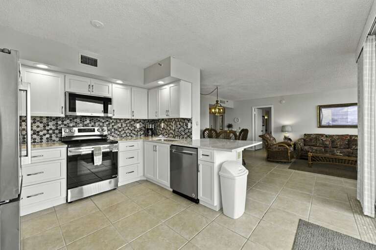 13-web-or-mls-6287 Bahia Del Mar Cir #406-21.jpg