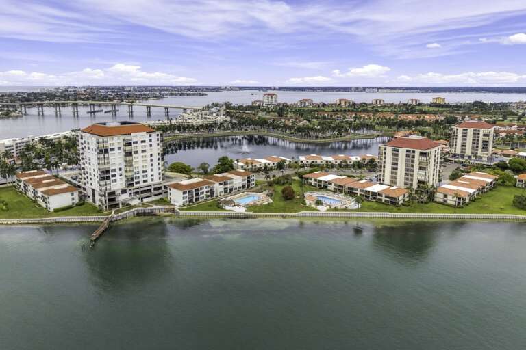 36-web-or-mls-6287 Bahia Del Mar Cir #406-4.jpg