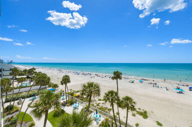 10-web-or-mls-20000 Gulf Boulevard #604-2.jpg