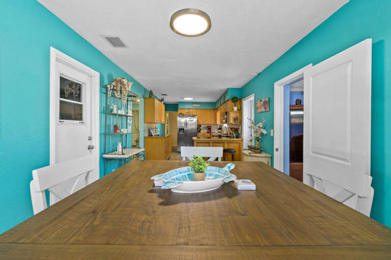 12-web-or-mls-8309 41st Ave N-10.jpg 12-web-or-mls-8309 41st Ave N-10.jpg