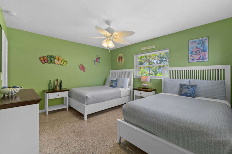 24-web-or-mls-8309 41st Ave N-22.jpg 24-web-or-mls-8309 41st Ave N-22.jpg