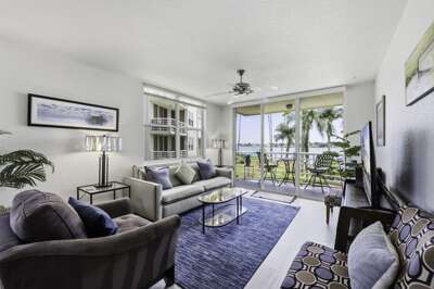 Living Room.jpg