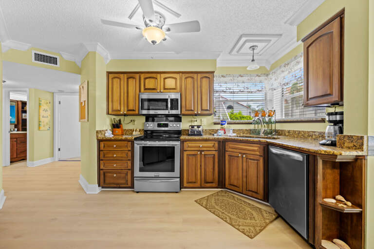 13-web-or-mls-6047 Bahia Del Mar Blvd S #166-23.jpg 13-web-or-mls-6047 Bahia Del Mar Blvd S #166-23.jpg