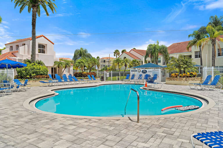 28-Interior and Exterior 6059 Bahia Del Mar Cir 141 (25 of 28).jpg 28-Interior and Exterior 6059 Bahia Del Mar Cir 141 (25 of 28).jpg