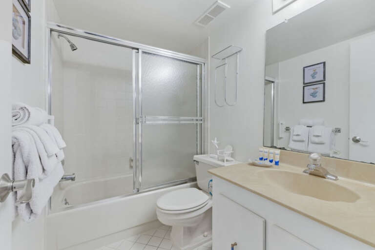 Guest Bathroom Guest Bathroom